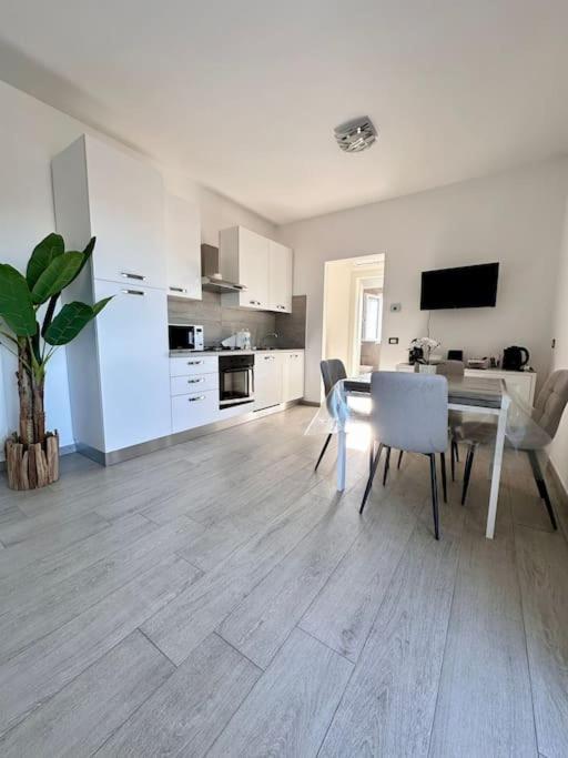 Maurushome Come A Casa Tua. Фьюмичино Экстерьер фото